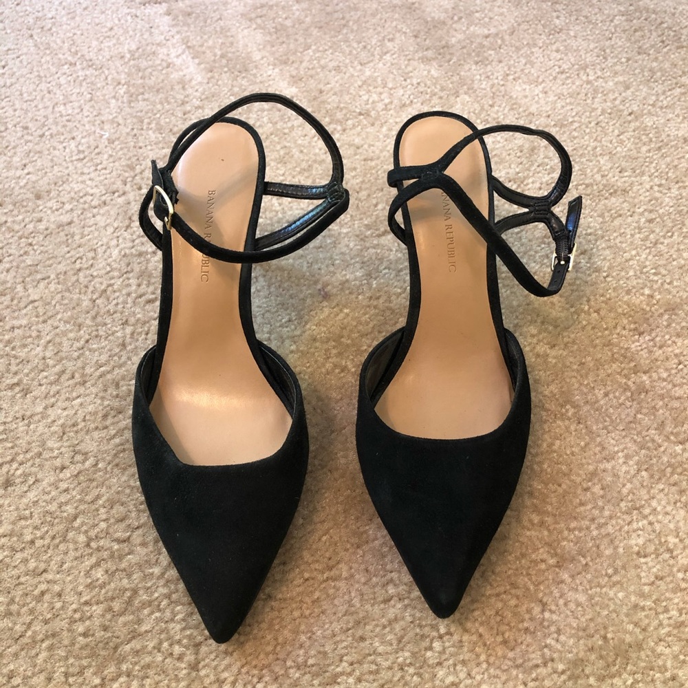 Banana Republic Pumps